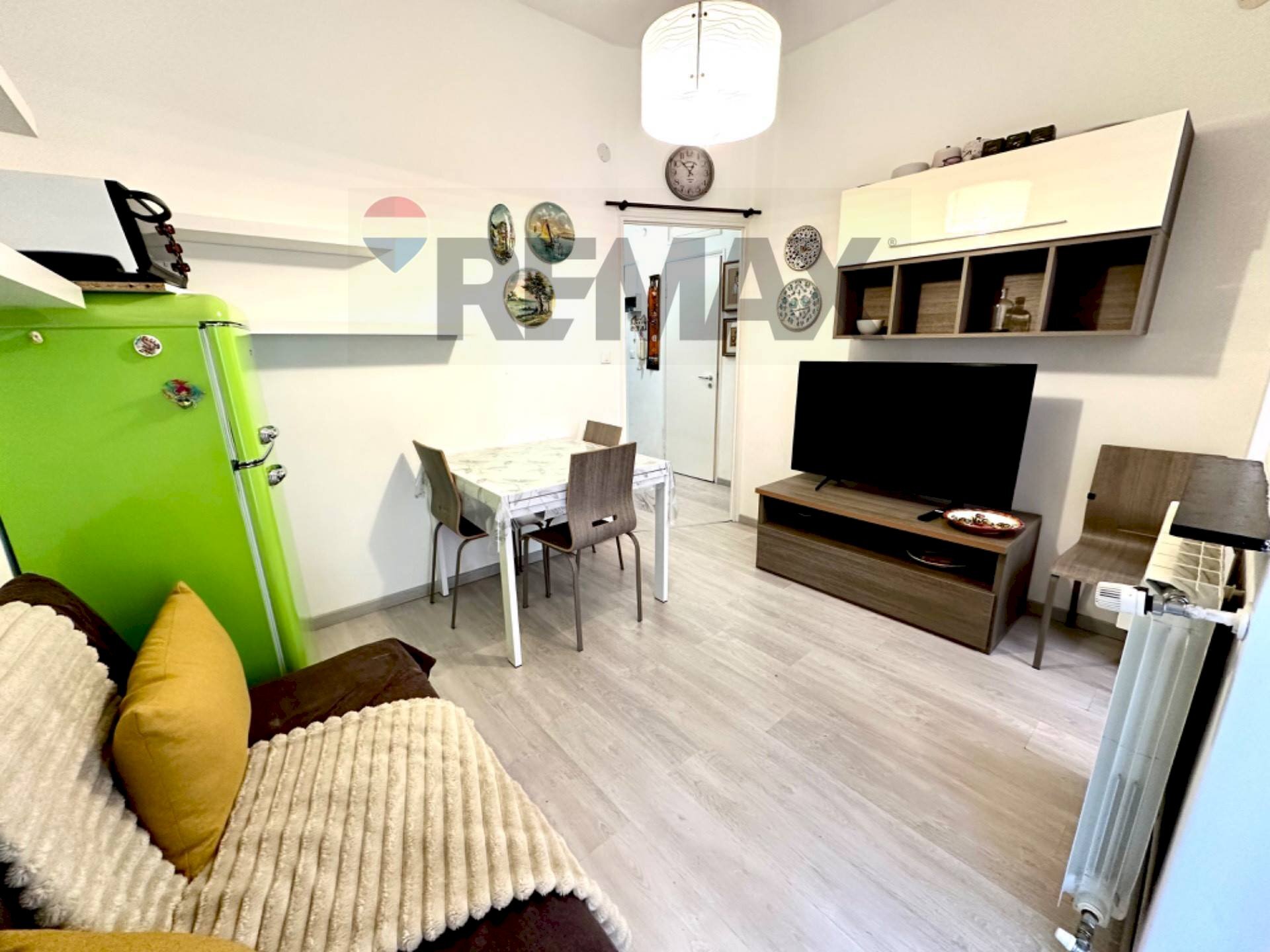 Sala da pranzo - Two-room apartment Via Maria Solari
 
5, Savona - photo 1