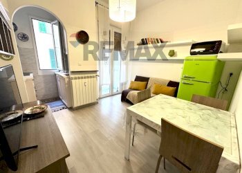Sala da pranzo - Two-room apartment Via Maria Solari
 
5, Savona - photo 1