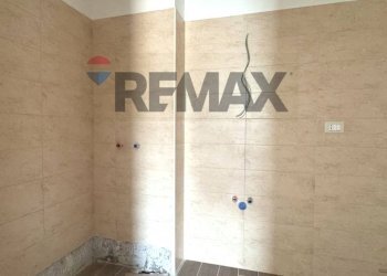 Bagno in camera - Semi-detached house via Alfieri, L'Aquila - photo 18