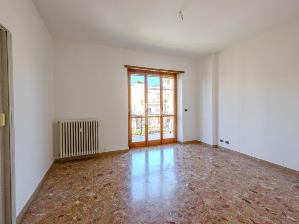 Three-room apartment Via Generale Perotti, Chieri - photo 3