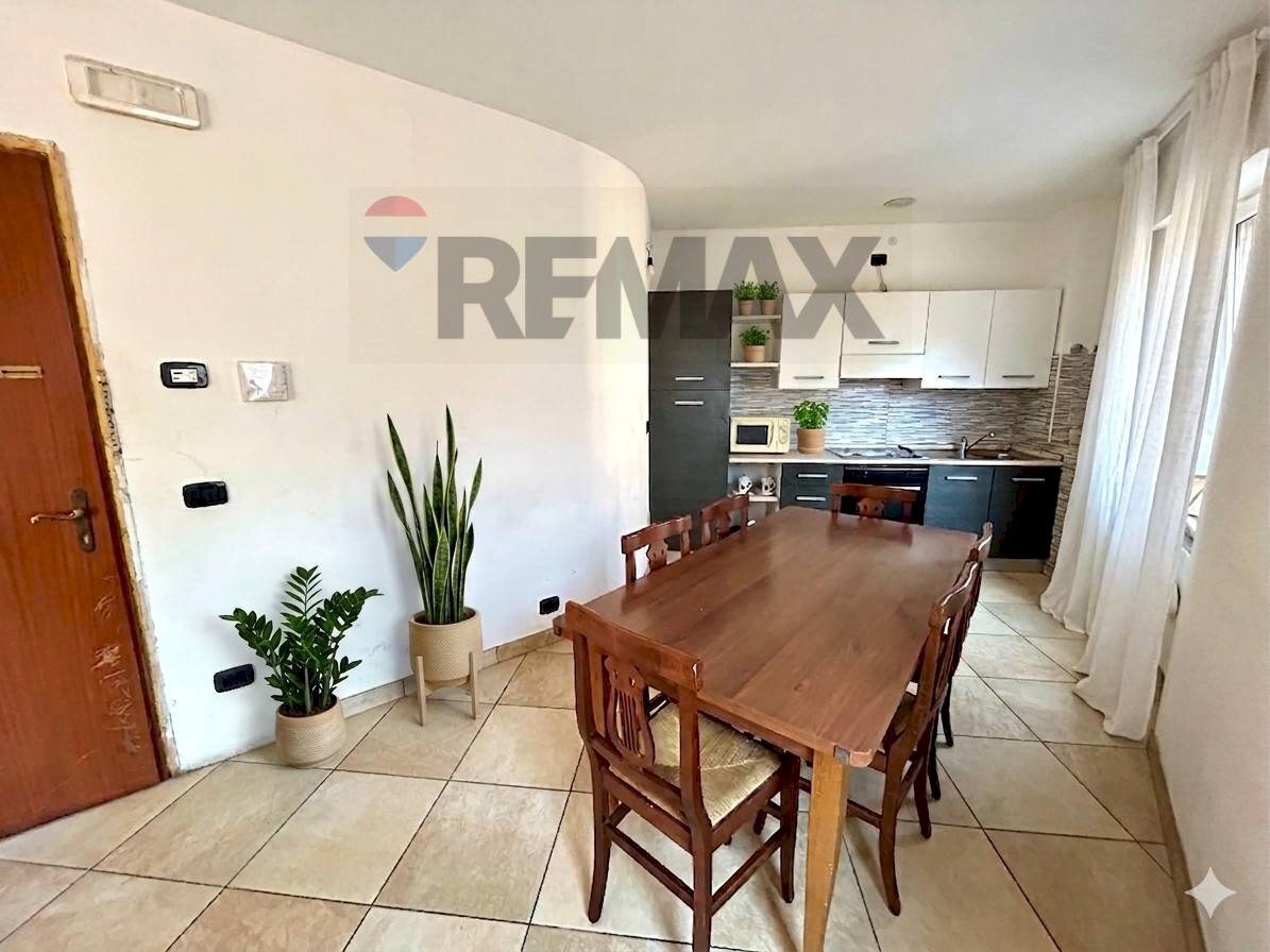 Sala da pranzo - Trilocale Angolo Terme - foto 3