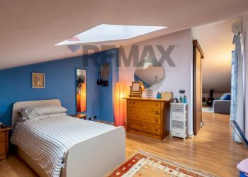 Camera / camera da letto - Villa a Schiera via san biagio
 
11, Casatenovo - foto 13