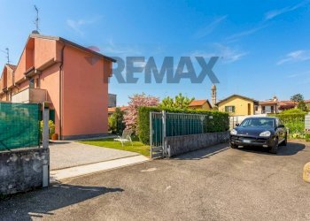 Casa all\'aperto - Villa a Schiera via san biagio
 
11, Casatenovo - foto 23