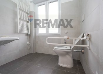 Bagno - Commercial Premises Casazza - photo 9