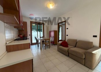 Sala da pranzo - Trilocale Strada di Saviabona
 
16, Vicenza - foto 6