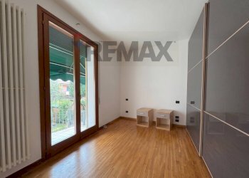Stanza vuota - Trilocale Strada di Saviabona
 
16, Vicenza - foto 10