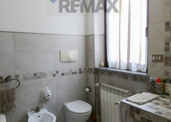 Bagno - Trilocale via pertini
 
20, Casorate Primo - foto 31