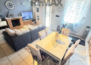Sala da pranzo - Semi-detached house via Pier delle Vigne
 
4, Linarolo - photo 4