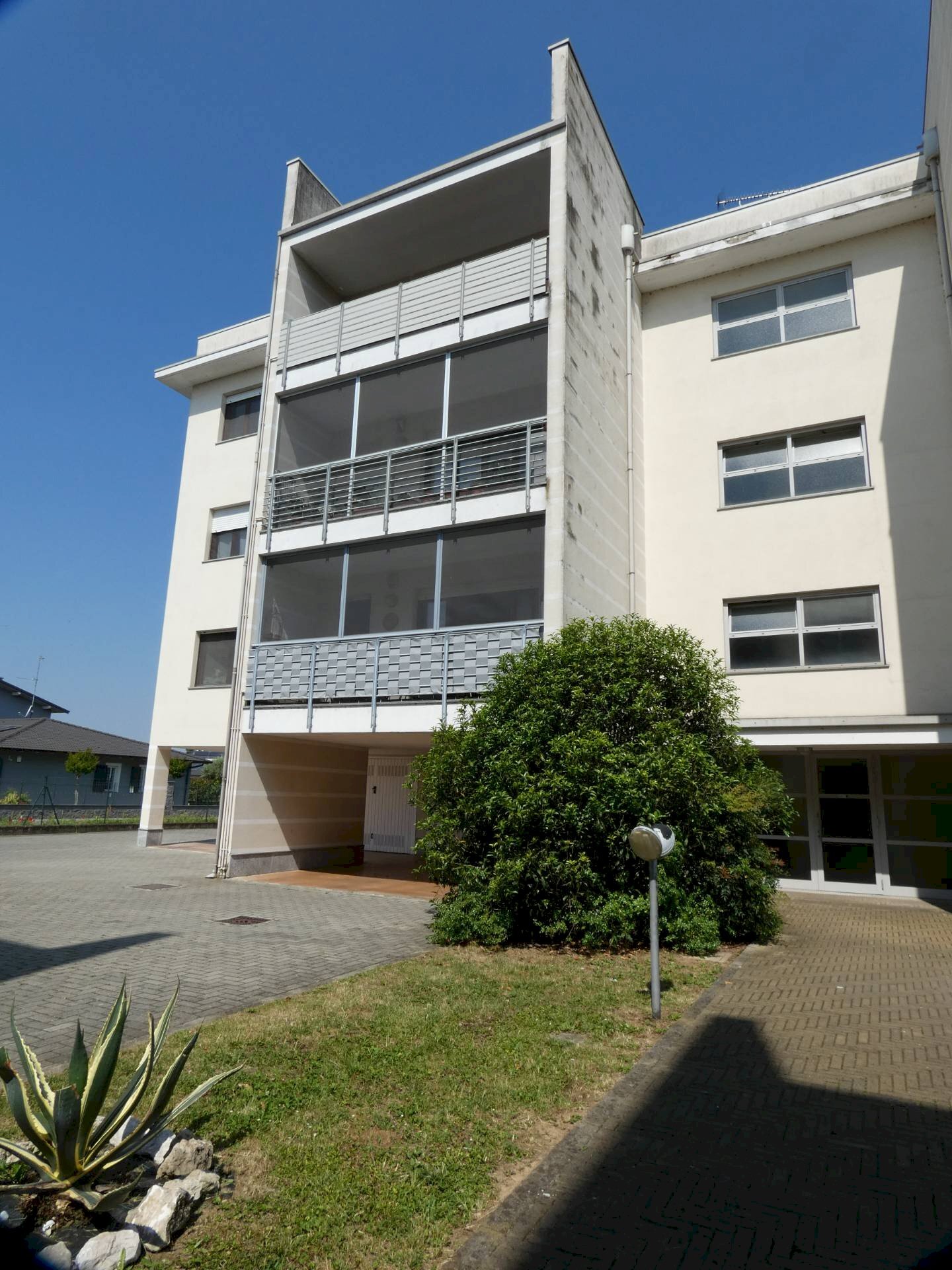 Edificio all\'aperto - Trilocale via pavia
 
4, Casorate Primo - foto 1