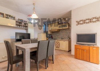 Sala da pranzo - Trilocale Via Palestro
 
36, Ischia di Castro - foto 34
