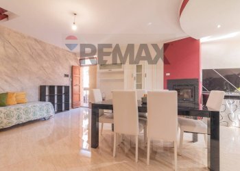 Sala da pranzo - Three-room apartment Via Annibalcaro
 
63, Ischia di Castro - photo 14