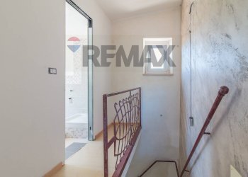 Hall / corridoio - Three-room apartment Via Annibalcaro
 
63, Ischia di Castro - photo 29