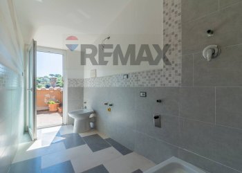 Bagno - Three-room apartment Via Annibalcaro
 
63, Ischia di Castro - photo 30