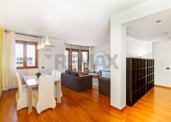 Sala da pranzo - Four-room apartment Via Bruxelles
 
3, San Donato Milanese - photo 2