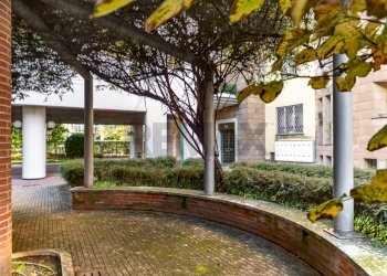 Giardino - Four-room apartment Via Bruxelles
 
3, San Donato Milanese - photo 41