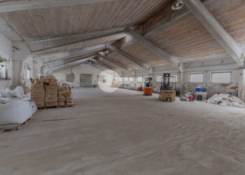 Foto 2 - Commercial Premises Via Pavone
60, Ghedi - photo 2