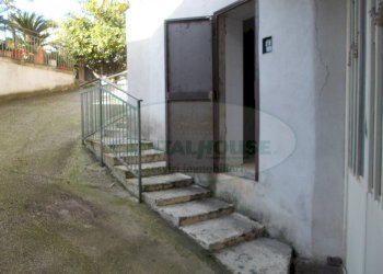 Foto 5 - Warehouse VIA CIRCUMVALLAZIONE, San Prisco - photo 5