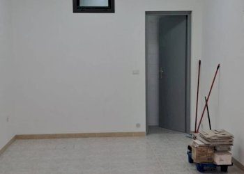 Stanza vuota - Commercial Premises Castelforte - photo 4
