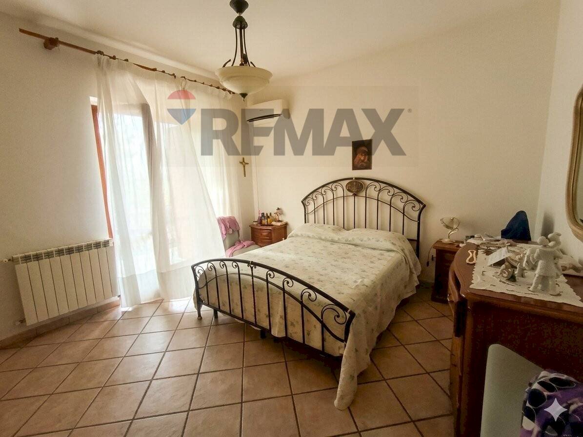 Camera / camera da letto - Semi-detached house Via Delle Ginestre
snc, Formia - photo 2