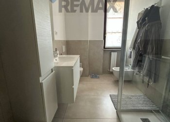 Bagno - Four-room apartment piazza vittorio Emanuele II
10, Bonate Sopra - photo 21