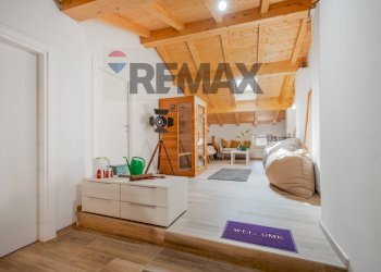 Soggiorno - Independent house Via Risorgimento
37, Quattro Castella - photo 5