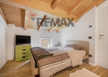 Camera / camera da letto - Independent house Via Risorgimento
37, Quattro Castella - photo 15