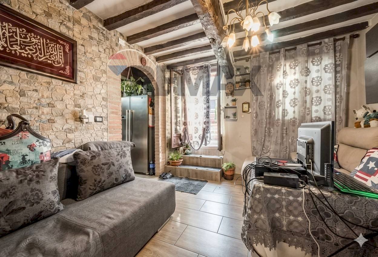 Soggiorno - Quadrilocale VIA RIVASI BASSA
 
32, Cavriago - foto 2