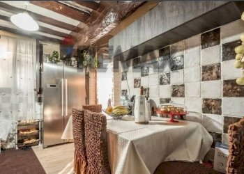 Sala da pranzo - Four-room apartment VIA RIVASI BASSA
 
32, Cavriago - photo 5