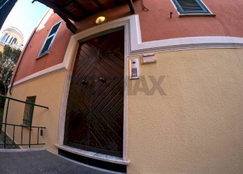 Edificio all\'aperto - Trilocale Via Belvedere
 
33, Santa Margherita Ligure - foto 6