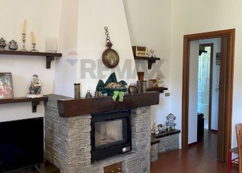 Soggiorno - Casa semi indipendente Via Beati
 
26, Castelletto Sopra Ticino - foto 9