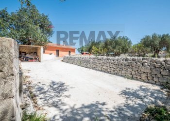 Casa all\'aperto - Villa Strada Comunale Saitta Fondachello, Modica - foto 21