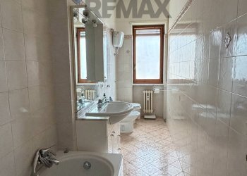 Bagno - Appartamento papa giovanni XXIII
 
39, Campobasso - foto 24