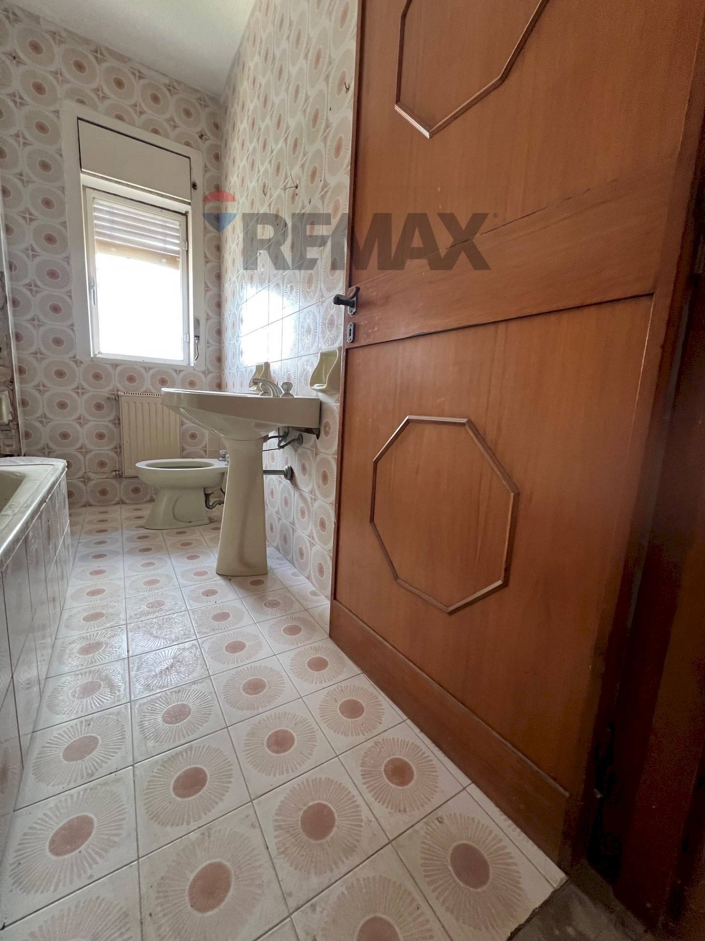 Bagno - Bilocale Via dei Peloritani
73, Garbagnate Milanese - foto 3