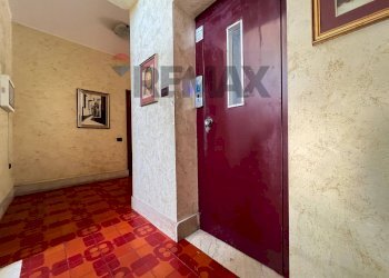 Hall / corridoio - Bilocale Via dei Peloritani
 
73, Garbagnate Milanese - foto 2