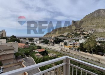 Vista delle montagne - Two-room apartment via rossi
 
28, Palermo - photo 3