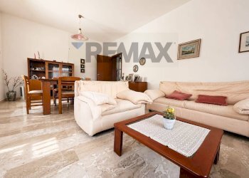 Sala da pranzo - Villa Via Sicilia
 
125, Valderice - foto 13