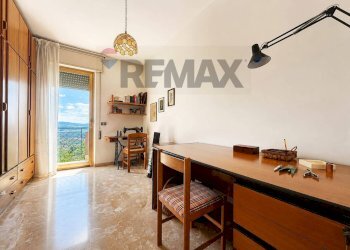 Ufficio - Villa Via Sicilia
 
125, Valderice - foto 24