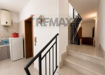 Scale - Villa Via Sicilia
 
125, Valderice - foto 30