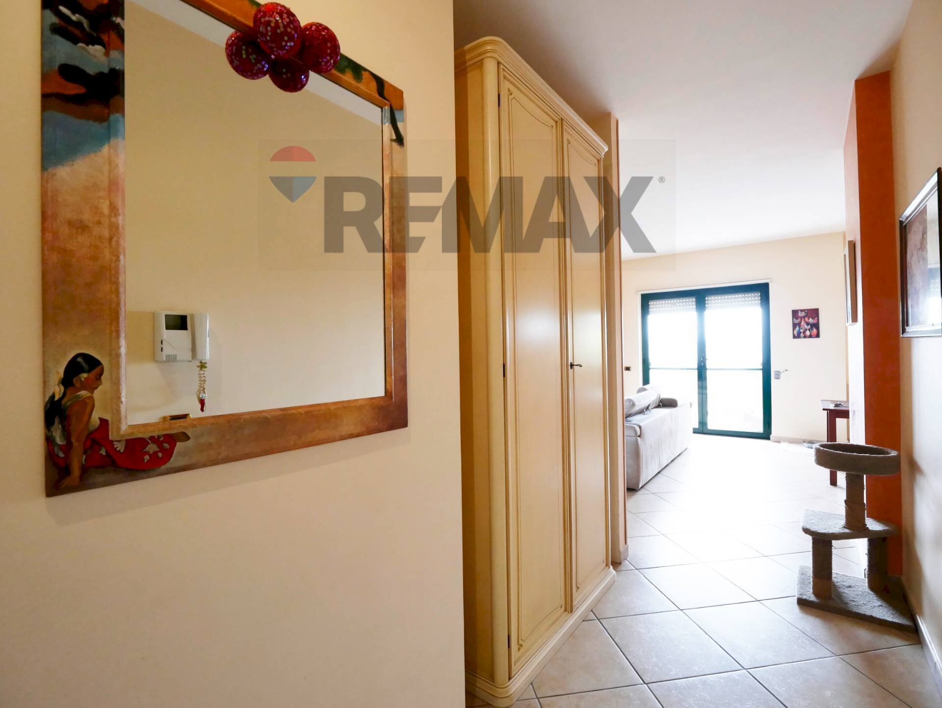 Hall / corridoio - Three-room apartment via Yitzhak Rabin
16, Bitritto - photo 2