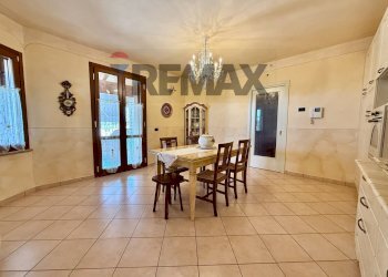 Sala da pranzo - Villa Via XXV Aprile
45, Paderno Ponchielli - photo 21