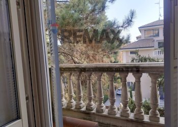 Balcone - Bilocale Via Vincenzo Bellini
 
3, Parma - foto 17