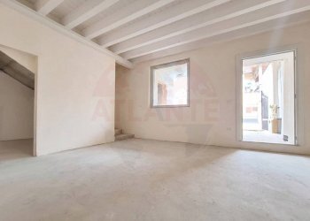 Foto 5 - Trilocale Via Dugalone 27
 
27, Travagliato - foto 5
