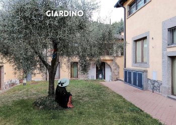 GIARDINO - Trilocale TERRE GIALLE, LOC. LE BUCHE 1
 
1, Castel del Piano - foto 16