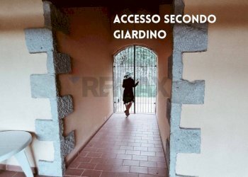 INGRESSO SECONDO GIARDINO - Trilocale TERRE GIALLE, LOC. LE BUCHE 1
 
1, Castel del Piano - foto 18