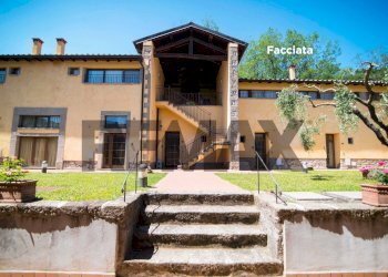 Casa all\'aperto - Three-room apartment TERRE GIALLE, LOC. LE BUCHE 1
 
1, Castel del Piano - photo 1