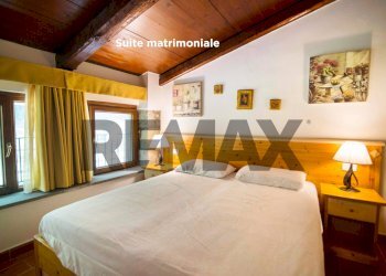 Camera / camera da letto - Three-room apartment TERRE GIALLE, LOC. LE BUCHE 1
 
1, Castel del Piano - photo 3