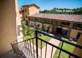 Balcone - Three-room apartment TERRE GIALLE, LOC. LE BUCHE 1
 
1, Castel del Piano - photo 8