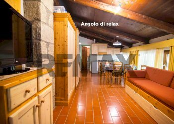 Sala da pranzo - Three-room apartment TERRE GIALLE, LOC. LE BUCHE 1
 
1, Castel del Piano - photo 19