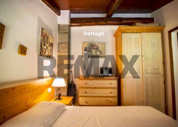 Camera / camera da letto - Three-room apartment TERRE GIALLE, LOC. LE BUCHE 1
 
1, Castel del Piano - photo 26