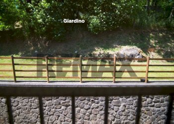 Balcone - Three-room apartment TERRE GIALLE, LOC. LE BUCHE 1
 
1, Castel del Piano - photo 34